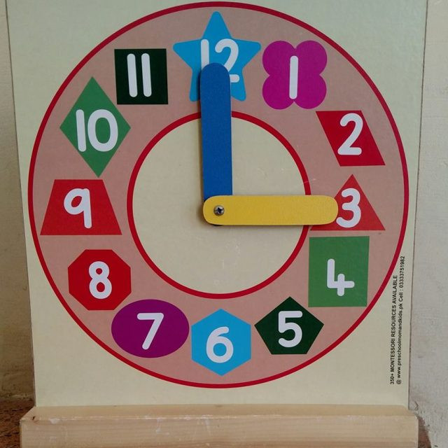 MOVABLE-CLOCK